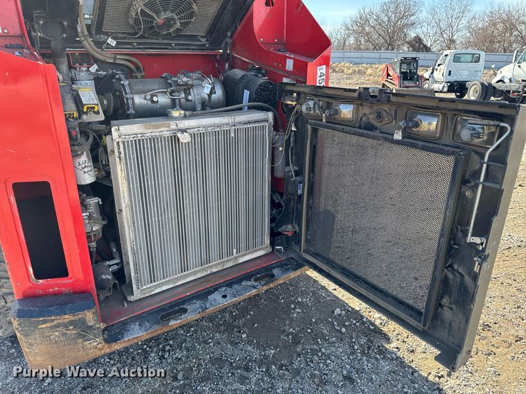 image for item YA0330 2021 Manitou 2150 RT tracked skid steer loader