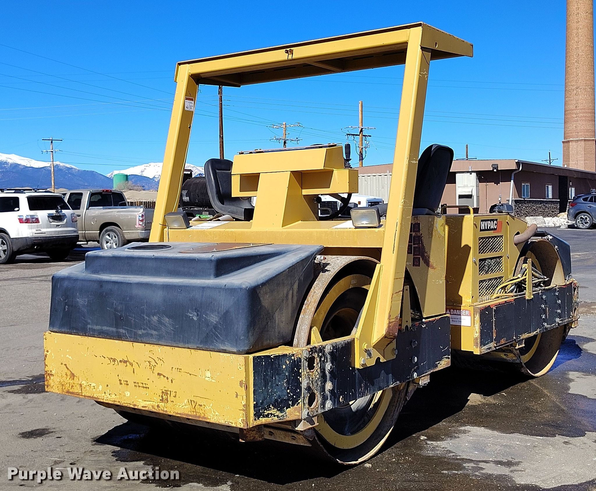 1997 Hypac C766 C double drum vibratory roller in Salida, CO