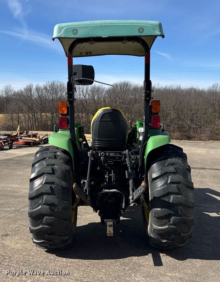 image for item DH9872 2003 John Deere 4510 tractor