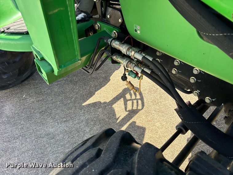 image for item DH9872 2003 John Deere 4510 tractor