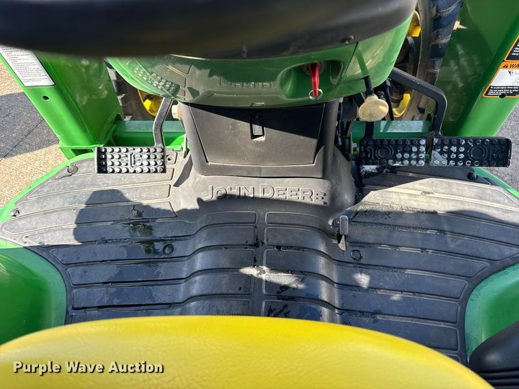 image for item DH9872 2003 John Deere 4510 tractor