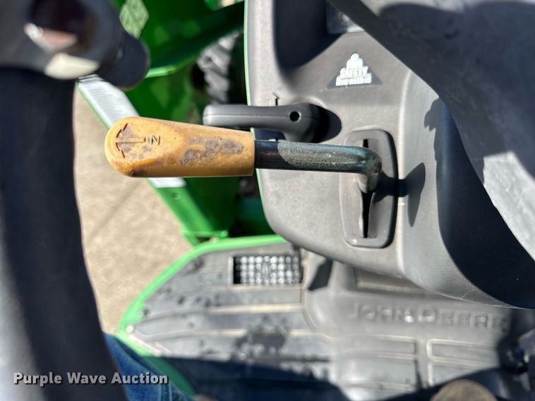 image for item DH9872 2003 John Deere 4510 tractor