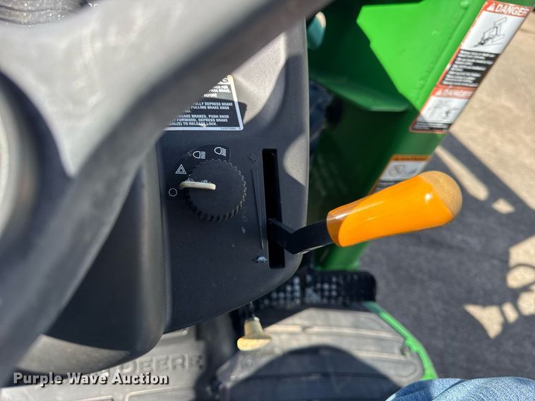 image for item DH9872 2003 John Deere 4510 tractor