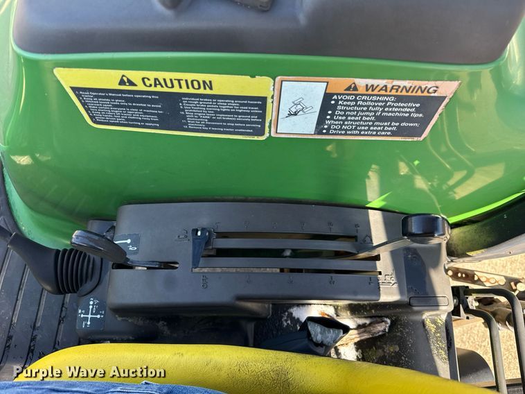 image for item DH9872 2003 John Deere 4510 tractor