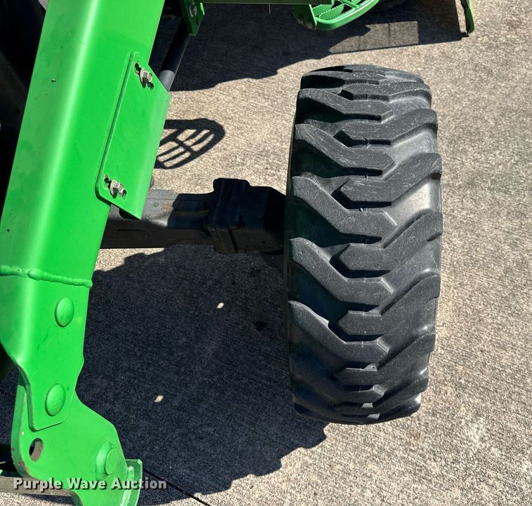 image for item DH9872 2003 John Deere 4510 tractor