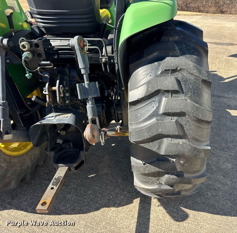 image for item DH9872 2003 John Deere 4510 tractor