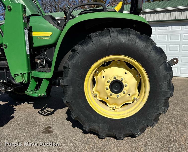 image for item DH9872 2003 John Deere 4510 tractor