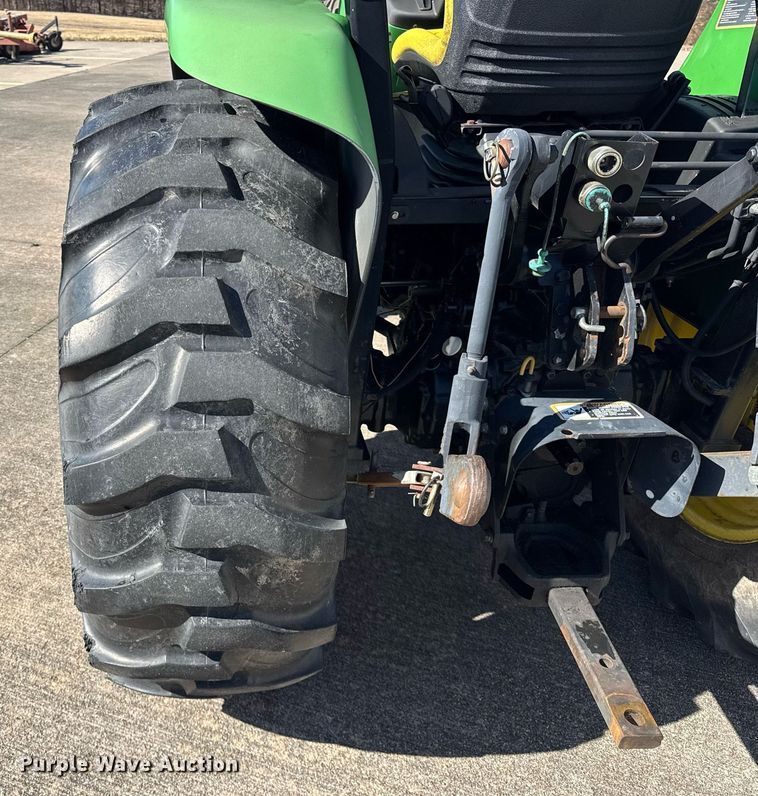 image for item DH9872 2003 John Deere 4510 tractor