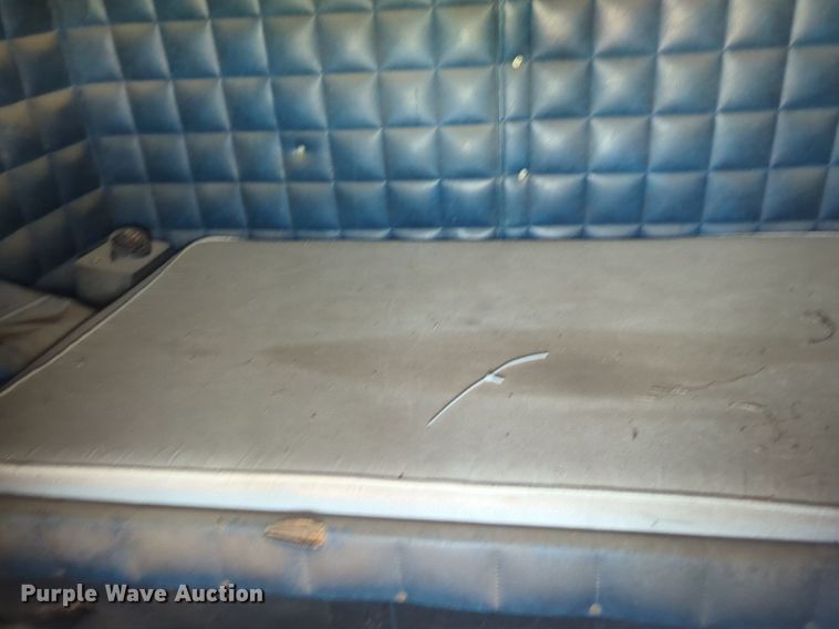 image for item DL1057 1979 Peterbilt 359S27 semi truck