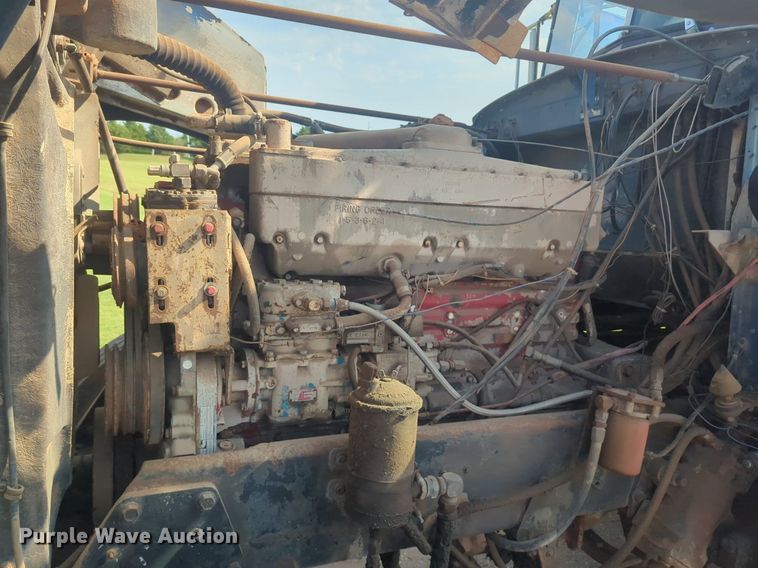 image for item DL1057 1979 Peterbilt 359S27 semi truck