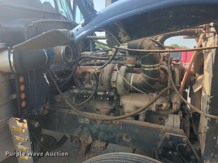 image for item DL1057 1979 Peterbilt 359S27 semi truck