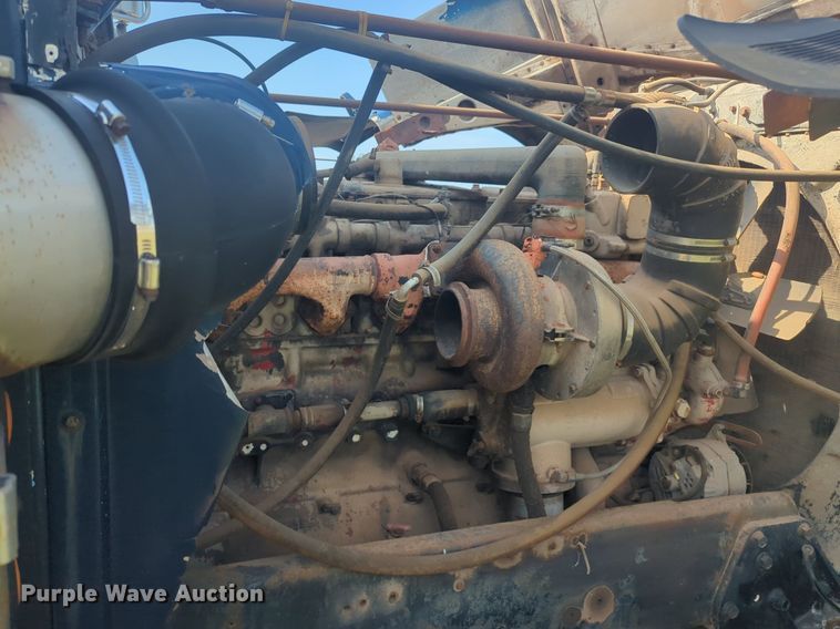 image for item DL1057 1979 Peterbilt 359S27 semi truck