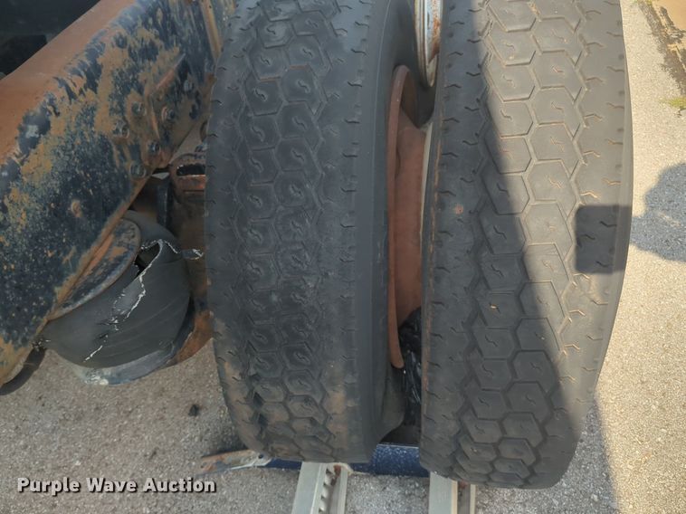 image for item DL1057 1979 Peterbilt 359S27 semi truck