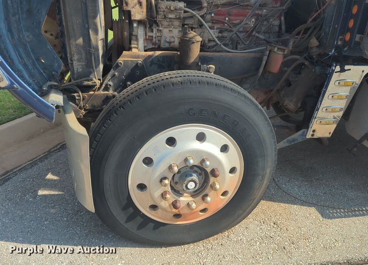 image for item DL1057 1979 Peterbilt 359S27 semi truck