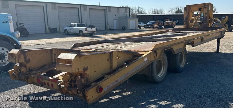 image for item DM5587 2012 Belshe FB30 equipment trailer