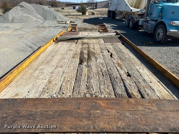 image for item DM5587 2012 Belshe FB30 equipment trailer