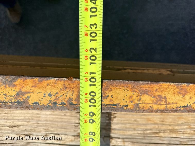 image for item DM5587 2012 Belshe FB30 equipment trailer