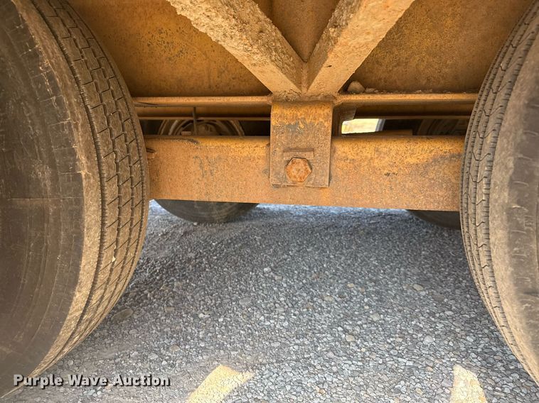 image for item DM5587 2012 Belshe FB30 equipment trailer