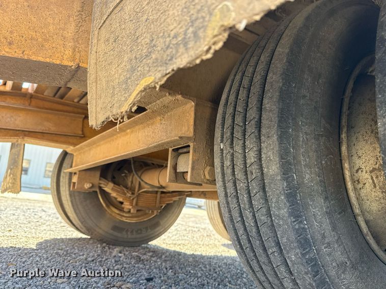 image for item DM5587 2012 Belshe FB30 equipment trailer