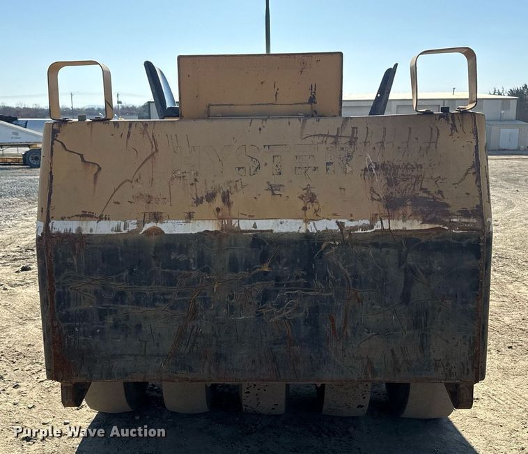 image for item DM5588 1980 Hyster C530A pneumatic roller