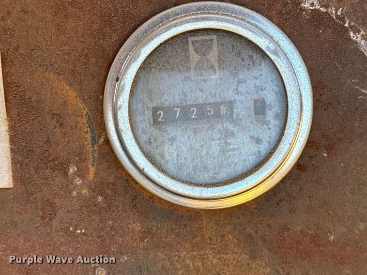 image for item DM5588 1980 Hyster C530A pneumatic roller