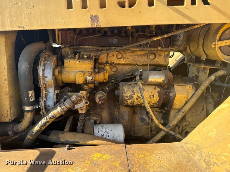 image for item DM5588 1980 Hyster C530A pneumatic roller