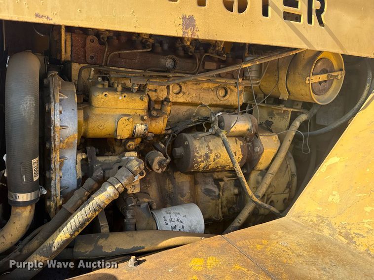 image for item DM5588 1980 Hyster C530A pneumatic roller