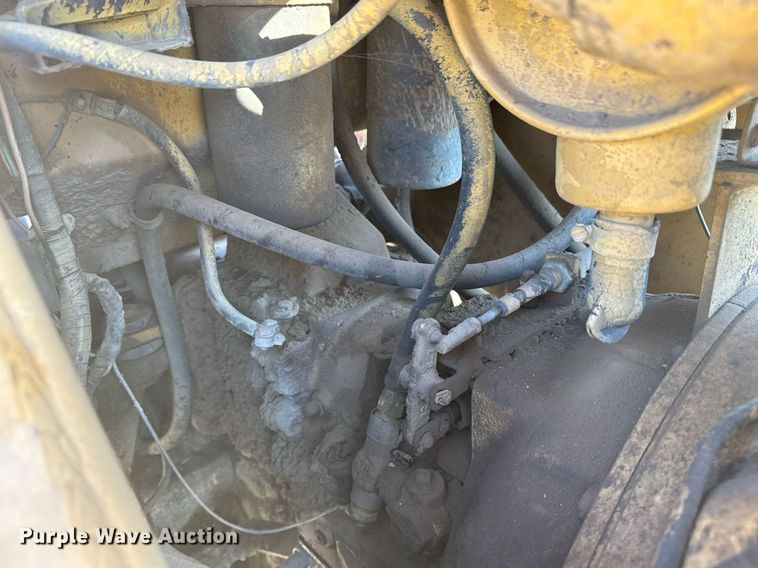 image for item DM5588 1980 Hyster C530A pneumatic roller