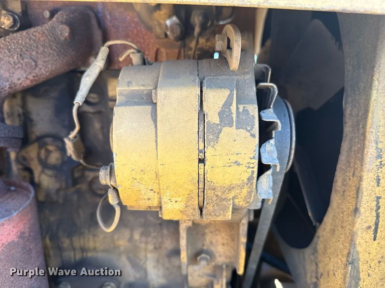 image for item DM5588 1980 Hyster C530A pneumatic roller