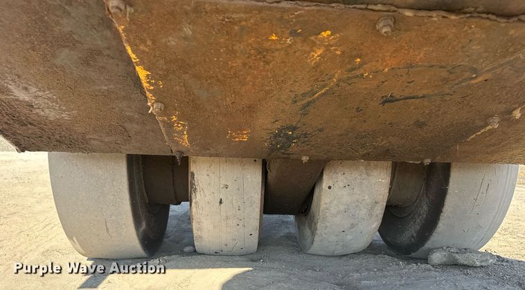 image for item DM5588 1980 Hyster C530A pneumatic roller