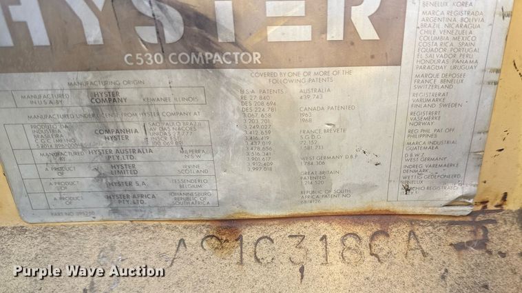 image for item DM5588 1980 Hyster C530A pneumatic roller