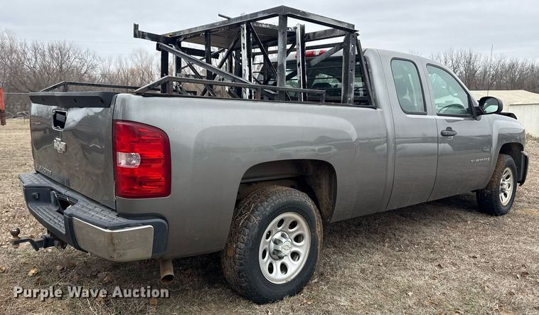 image for item DM5602 2008 Chevrolet Silverado 1500 Ext. Cab pickup truck