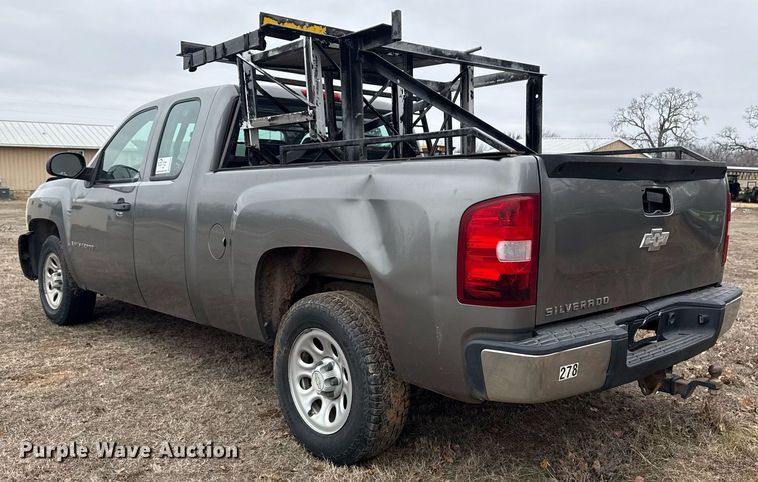 image for item DM5602 2008 Chevrolet Silverado 1500 Ext. Cab pickup truck