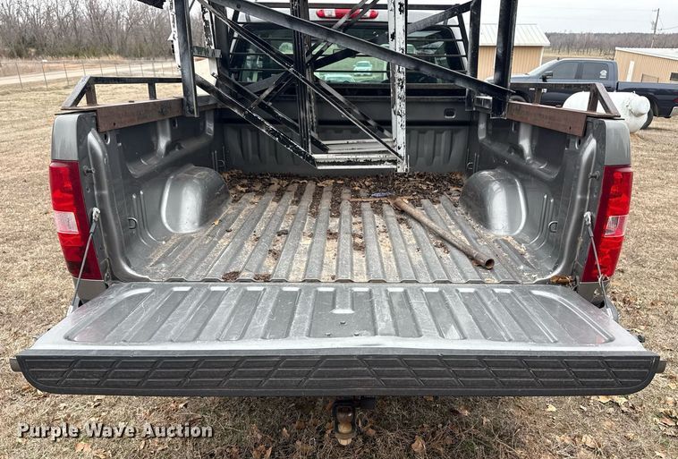 image for item DM5602 2008 Chevrolet Silverado 1500 Ext. Cab pickup truck