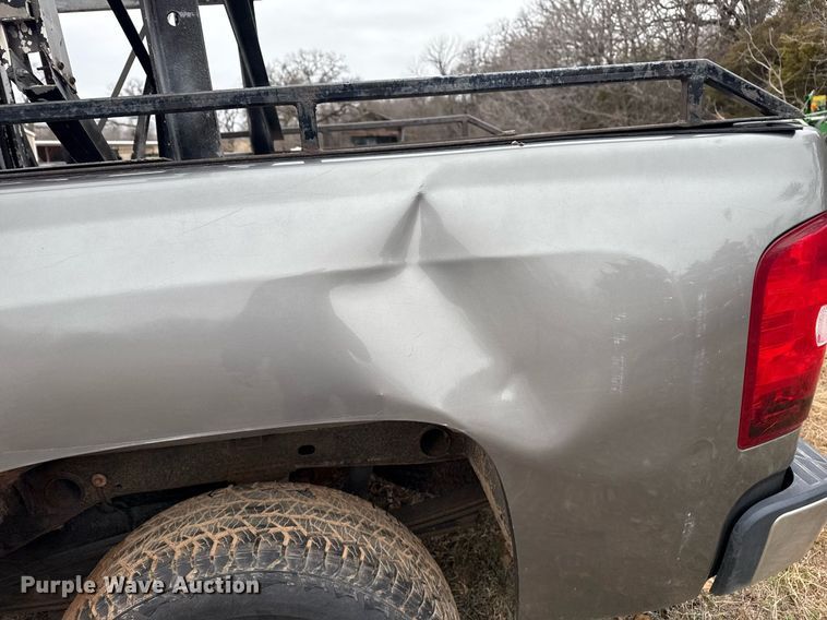 image for item DM5602 2008 Chevrolet Silverado 1500 Ext. Cab pickup truck