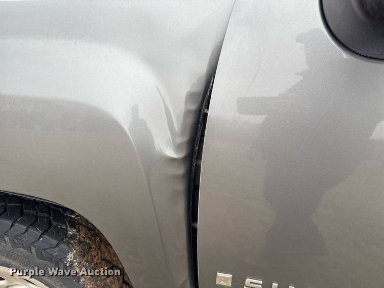 image for item DM5602 2008 Chevrolet Silverado 1500 Ext. Cab pickup truck