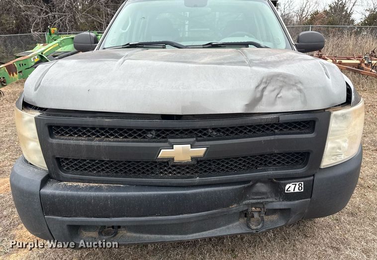 image for item DM5602 2008 Chevrolet Silverado 1500 Ext. Cab pickup truck