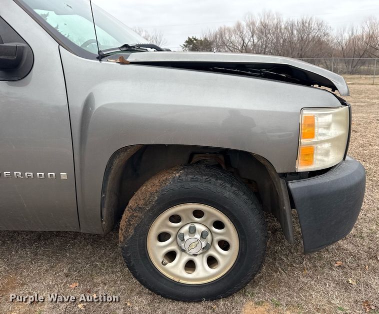 image for item DM5602 2008 Chevrolet Silverado 1500 Ext. Cab pickup truck