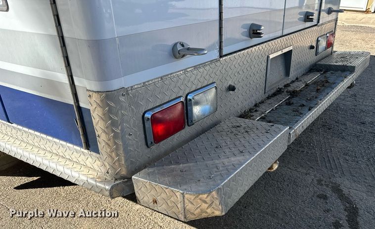 image for item DN0800 1998 Ford E450 ambulance