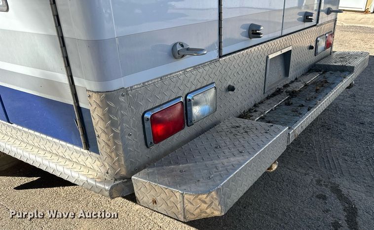 image for item DN0800 1998 Ford E450 ambulance