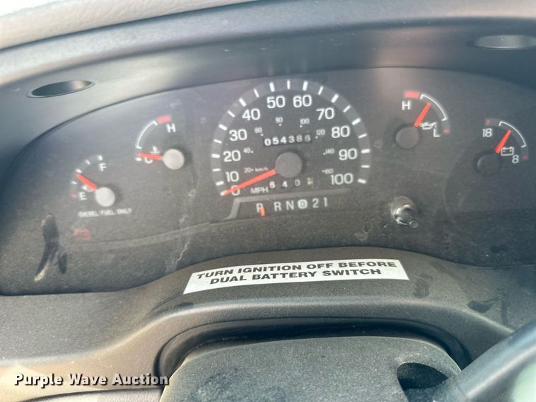 image for item DN0800 1998 Ford E450 ambulance