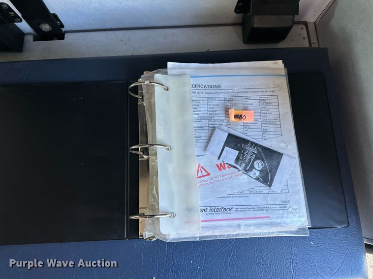 image for item DN0800 1998 Ford E450 ambulance