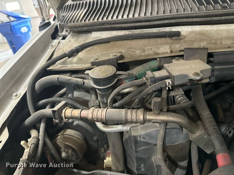 image for item DN0800 1998 Ford E450 ambulance