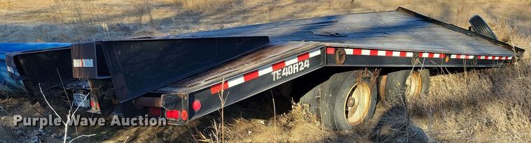 image for item DN3689 2003 Dakota Manufacturing Trail- Eze TE40R24 equipment trailer