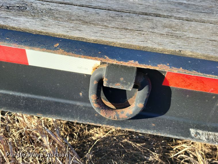 image for item DN3689 2003 Dakota Manufacturing Trail- Eze TE40R24 equipment trailer