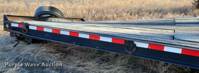 image for item DN3689 2003 Dakota Manufacturing Trail- Eze TE40R24 equipment trailer