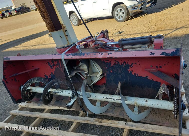 image for item DN3697 Farm King 840 snow blower