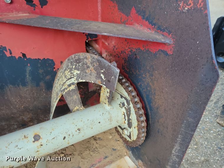 image for item DN3697 Farm King 840 snow blower