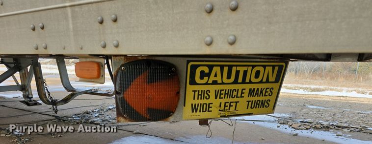 image for item DO7770 1987 Fruehauf FB91 dry van trailer