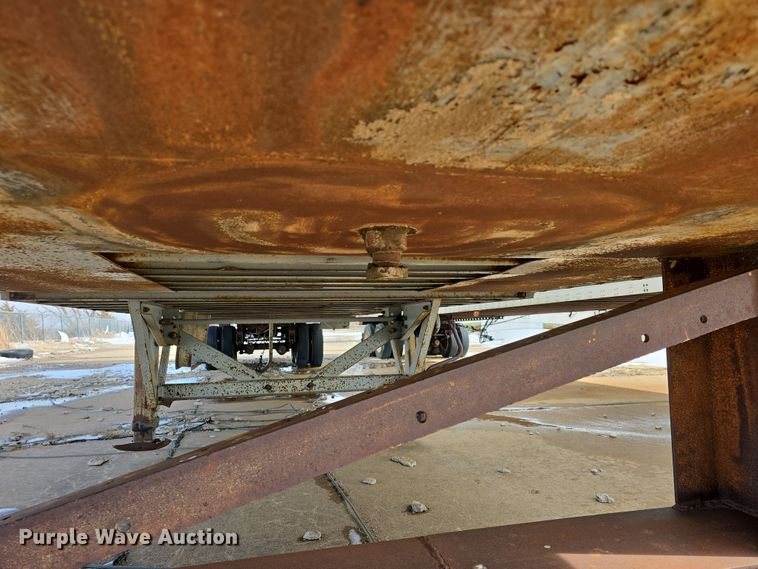 image for item DO7770 1987 Fruehauf FB91 dry van trailer